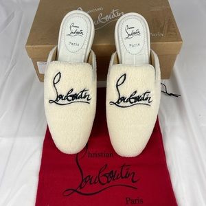Christian Louboutin Navy Coolito Donna logo embroidered Flat 39